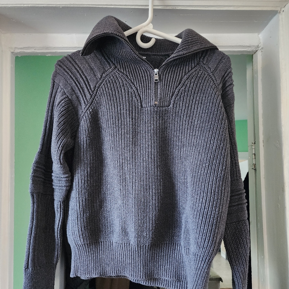 525 America cable knitted pullover men's sweater.